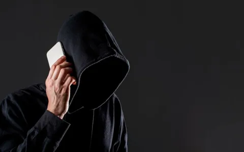 Truffe online: chiamate sospette e false promesse di guadagno