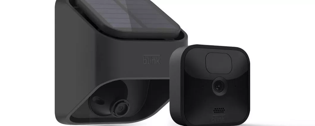 Blink Outdoor con pannello solare, videocamera di sicurezza in HD in sconto su Amazon