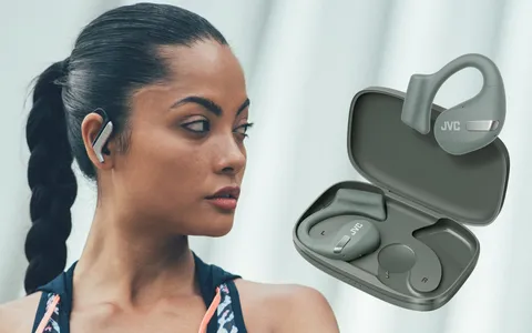 Auricolari True Wireless JVC con gancetti per gli sportivi al MIGLIOR PREZZO