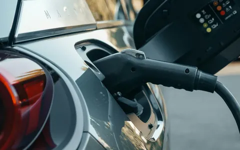 Hai un’automobile elettrica? Ecco l’offerta che ti fa risparmiare davvero sulla ricarica