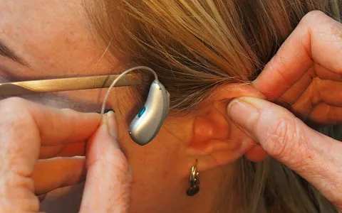 Genesis AI: i favolosi apparecchi acustici con intelligenza artificiale