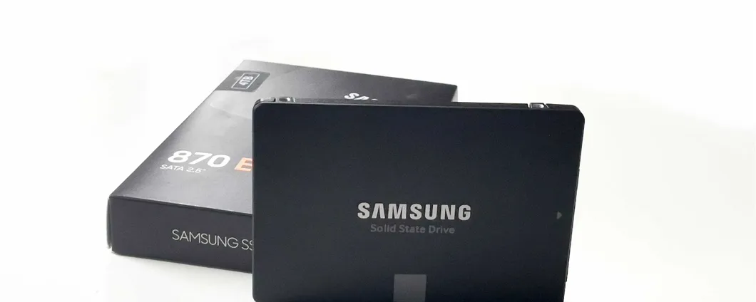 SSD Samsung 870 EVO, prestazioni veloci e affidabili: una BOMBA a pochi Euro