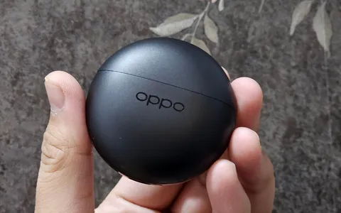 OPPO Enco Buds2 NERE, sconto PAZZESCO del 50%: a 24€ devi averle