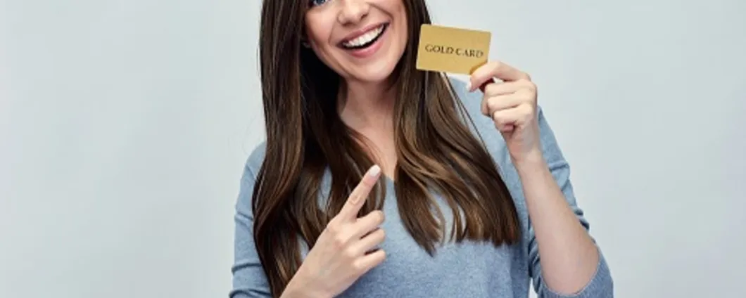 Carta di credito senza commissioni? La MasterCard Gold di Carta YOU