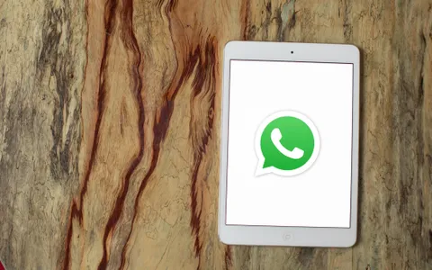 WhatsApp: adesso è ufficiale, disponibile lancia la tanto attesa app nativa per iPad