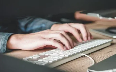 Non lasciare più i tuoi dati in giro per il web con questo tool incredibile