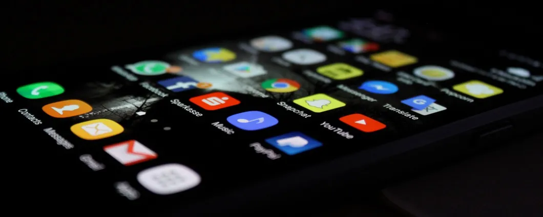 Signal Plus Messenger e Flygram: le app fake da rimuovere subito