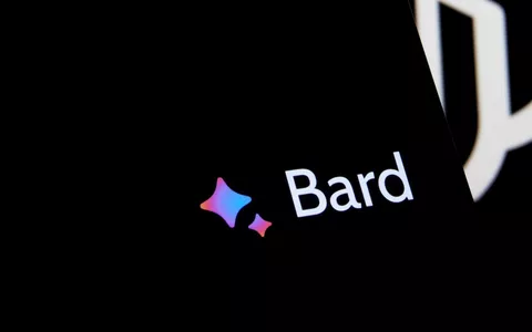 Bard Advanced: Google lavora a versione a pagamento del bot AI