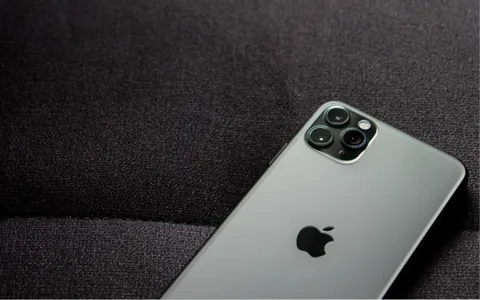 iPhone 2026: ecco nuove versioni pieghevoli e design innovativi
