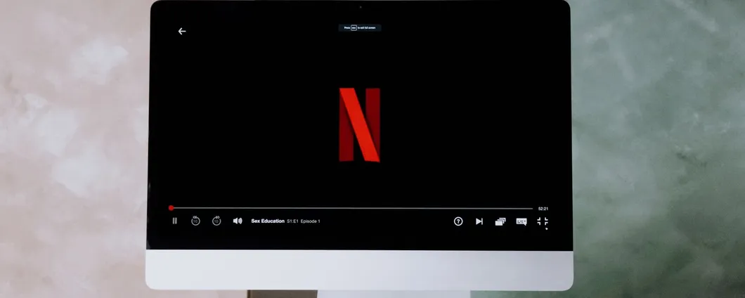 Netflix elimina il piano base senza pubblicità: cosa cambia