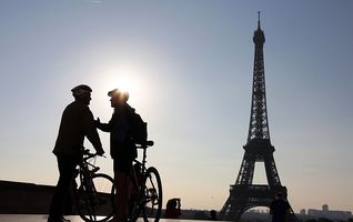 FRANCE-EVNIRONMENT-CAR-FREE-DAY