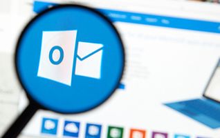 shutterstock_outlook