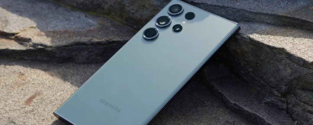 Samsung Galaxy S22 Ultra 5G sbaraglia la concorrenza a questo prezzo su Amazon