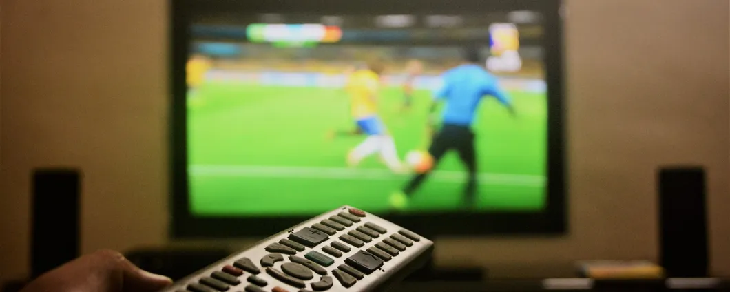 Monopattino elettrico in regalo con Sky TV + Sport: ecco l'offerta