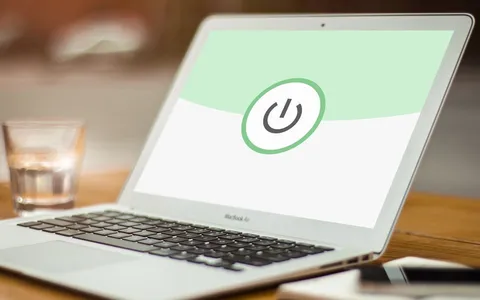 Addio ads, malware e tracker: pacchetto 3 in 1 in sconto record