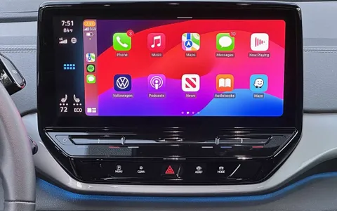iOS 18.4: le novità di CarPlay che rivoluzionano l'esperienza in auto