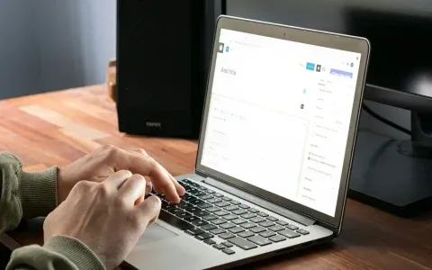 Crea un sito professionale con l’AI: i piani IONOS costano 1€/mese