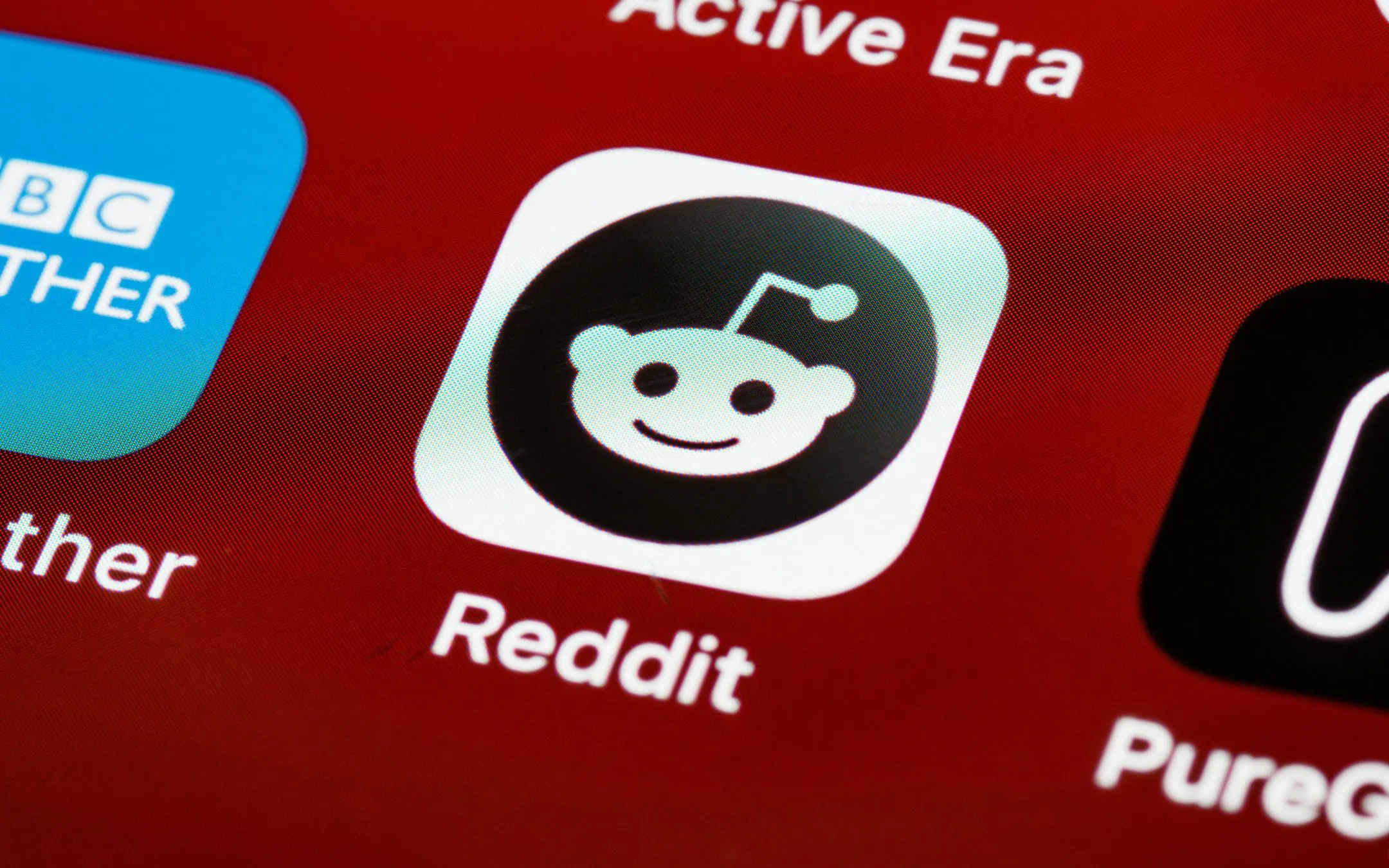 Reddit conferma il supporto per la vecchia interfaccia e annuncia nuove funzionalità