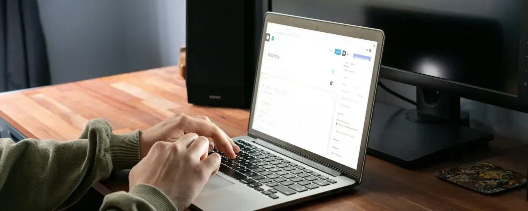 Genera il tuo sito web con l'AI di IONOS: ti costa solo 1€/mese
