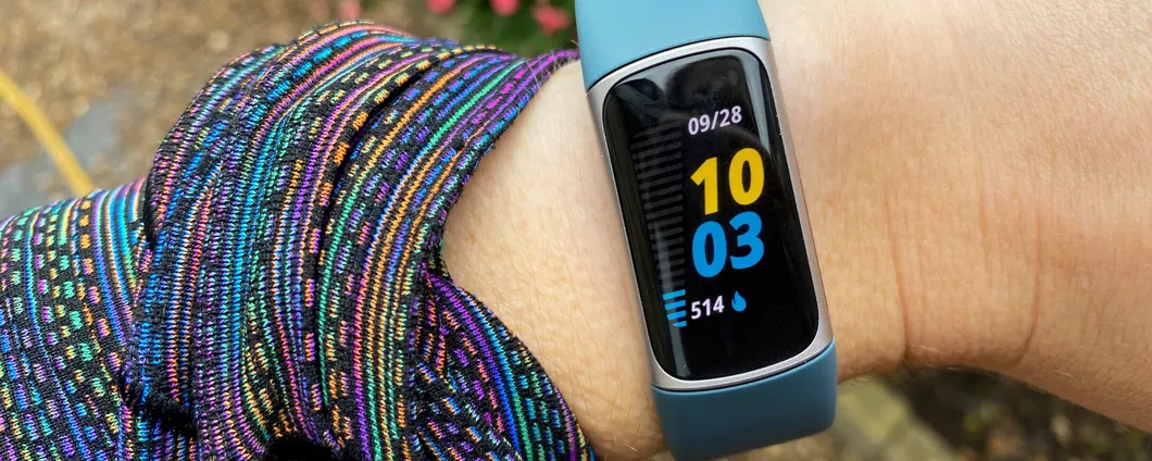 Fitbit Charge 5 è lo smartwatch di Google in offerta ad un prezzo scontatissimo su Amazon