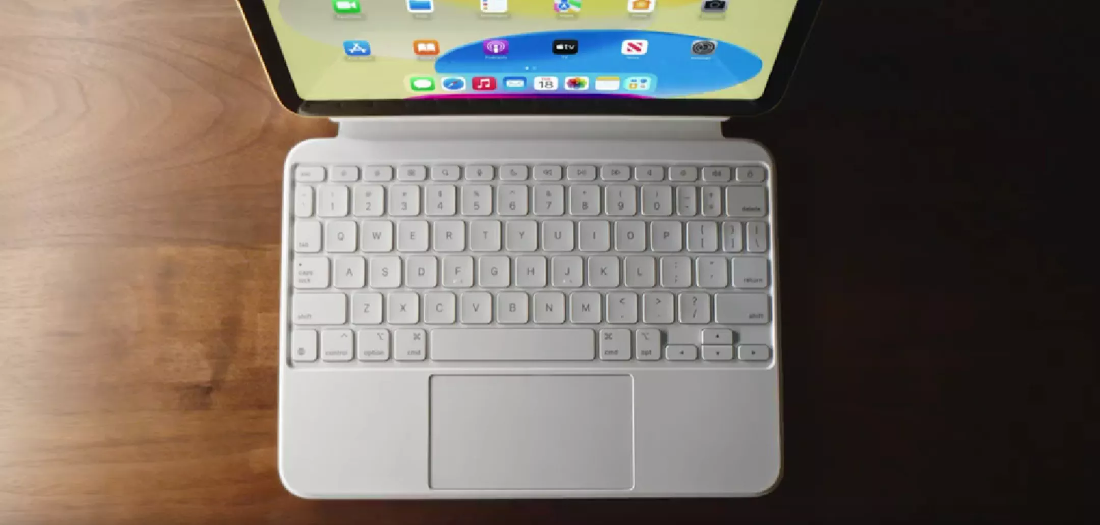 Apple Magic Keyboard Folio per iPad a soli 246,99€ su  (anche in 5  rate)