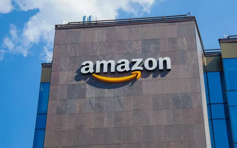 Amazon nel mirino dell'UE: chiesti chiarimenti sui servizi digitali