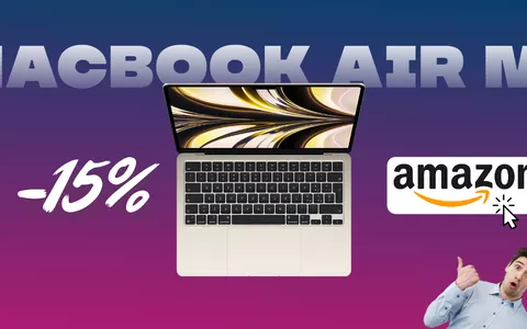 MacBook Air M2 DA NON CREDERE: su Amazon lo sconto è di oltre 200€