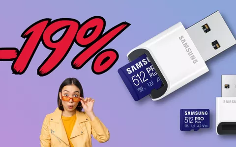 MicroSD Samsung 512GB e adattatore USB-A: il super kit è in PROMO su Amazon