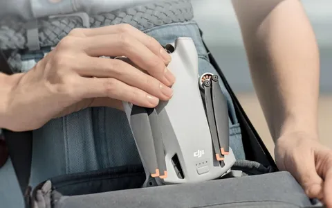 DJI Mini 3 pieghevole con fotocamera in 4K HDR ad un prezzo BOMBA su Amazon