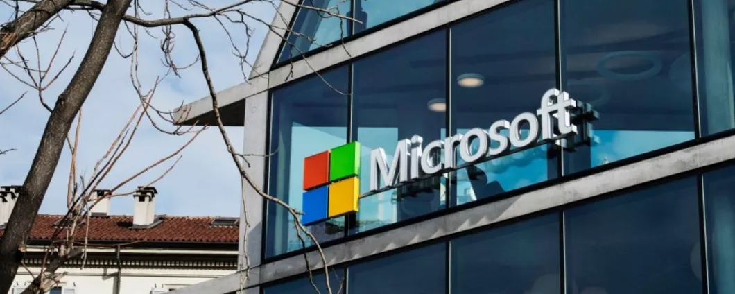 Microsoft: gli hacker russi hanno spiato le email dei clienti