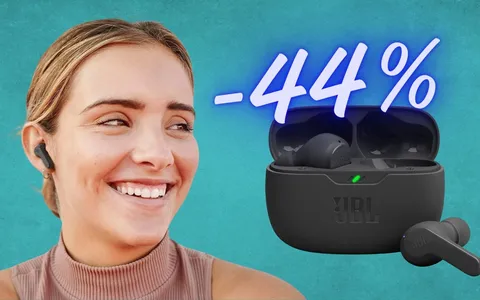 Auricolari JBL Wave Beam: qualità e autonomia a un prezzo imperdibile (-44%)