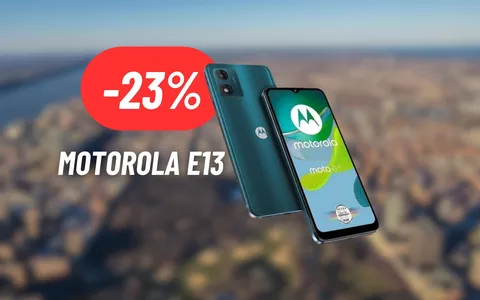 Motorola E13 con questo sconto è un BEST BUY: prezzo folle su Amazon