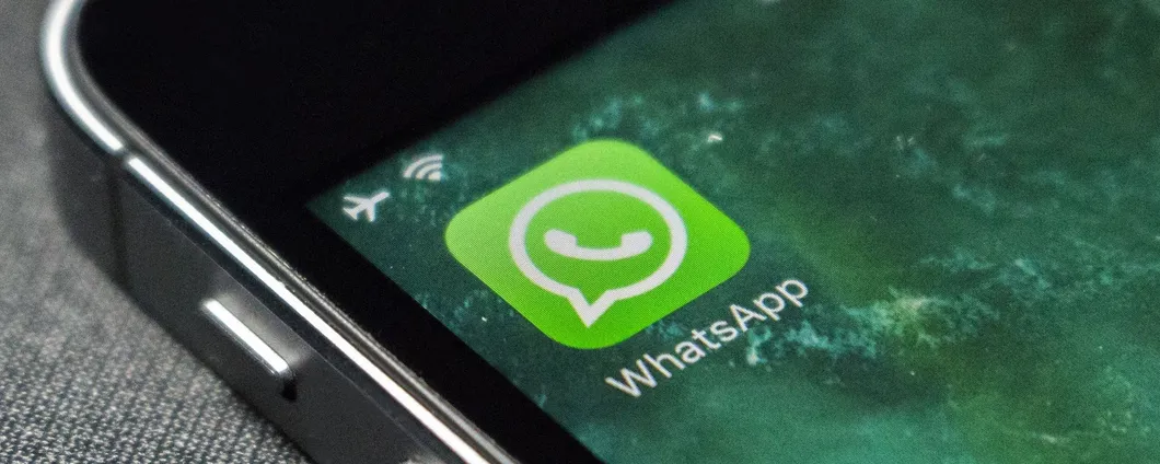 WhatsApp: una nuova interfaccia per evitare chiamate accidentali