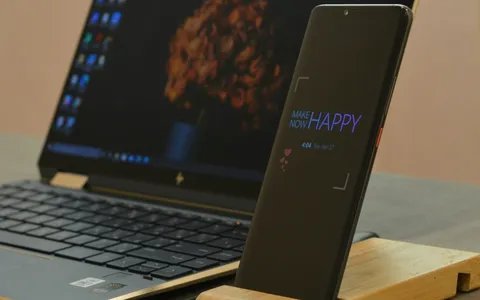 Phone Link: in arrivo risposte suggerite SMS generate con l’AI