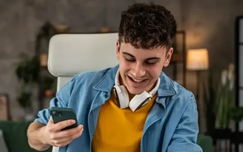 Prelievi gratuiti in Italia e in Europa con il conto online di Banca Mediolanum