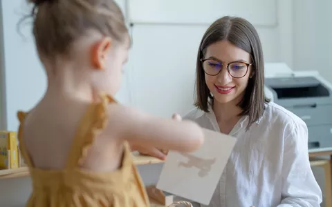 Laurea in Scienze dell'Educazione e della Formazione online: corsi disponibili, vantaggi e opportunità