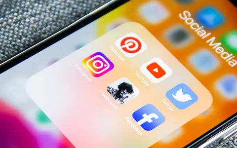 Gestisci più account social da un'unica piattaforma con Vista Social