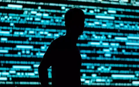 Proteggi i tuoi dati online con una nuova identità digitale!