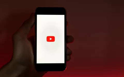YouTube sta testando un nuovo design per il miniplayer