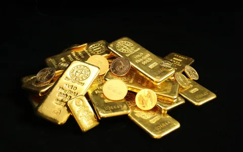 Truffa dei lingotti d'oro: 5.000 vittime e 60 milioni di euro sottratti
