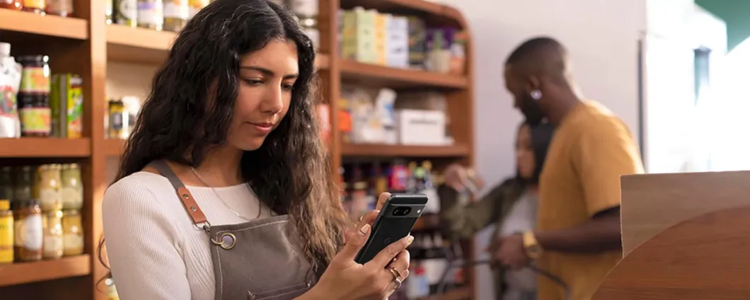 Google Pixel 8: sconto immediato di 100 euro su Amazon (+12 rate)
