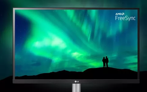 Monitor PC da 27 pollici LG senza bordi a soli 149,99€ su Amazon