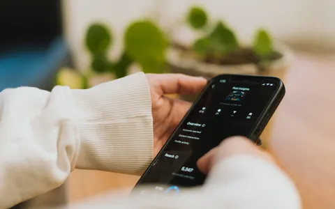 Difendi la tua privacy quando navighi online con una VPN sicura