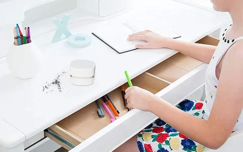 Mini aspirapolvere intelligente per desktop: utile, geniale ed economico