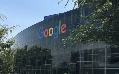 Google a rischio: gli Stati Uniti valutano di dividerla in più aziende