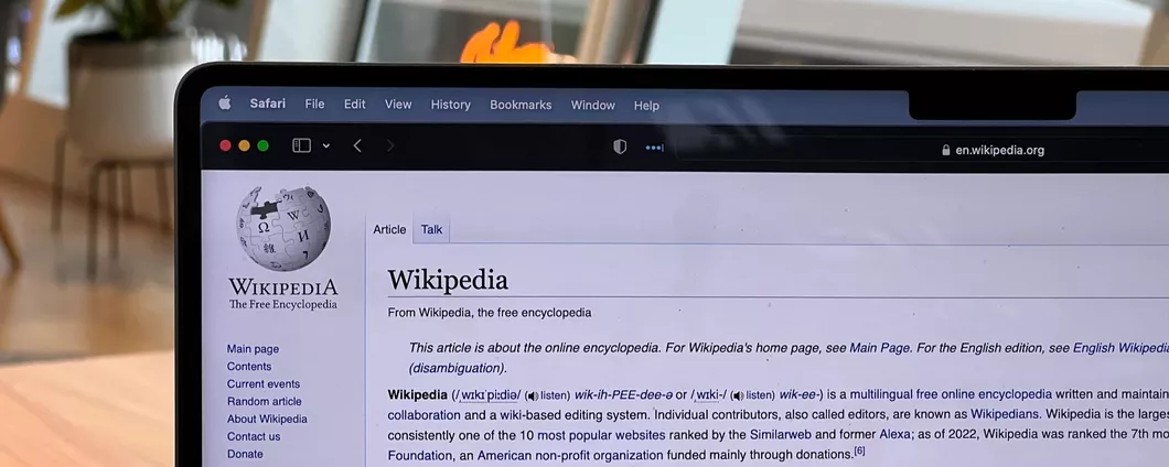 Wikipedia: l'AI potrà verificare e riordinare i riferimenti delle pagine