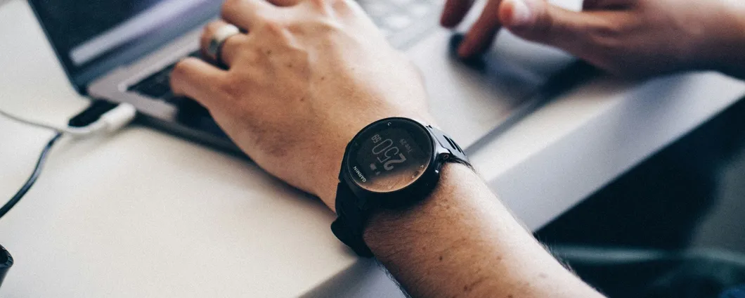 Wear OS: smartwatch potrebbero presto inviare messaggi RCS