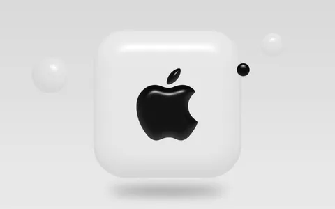 Apple Watch: nuovi modelli potrebbero includere la fotocamera