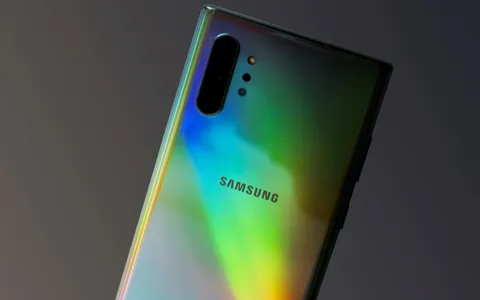 Samsung lancia “Bixby di nuova generazione” basato sull’AI