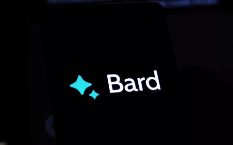 Google Bard: il chatbot risponde ora a domande su video YouTube